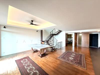 For Sale - Mount Faber Lodge