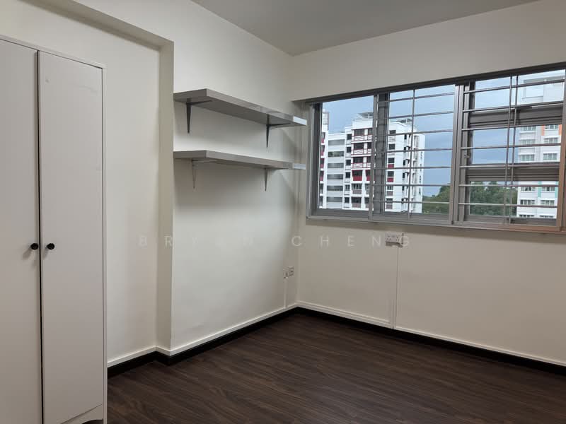 590C Montreal Link, 590C Montreal Link, 3 Bedrooms, 1,001 sqft, HDB Flat For Rent, by Bryan Cheng, 500079758 - Common bedroom - PropertyGuru.com.sg