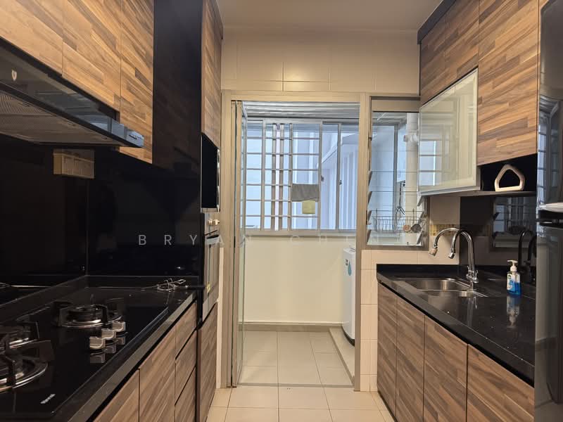 590C Montreal Link, 590C Montreal Link, 3 Bedrooms, 1,001 sqft, HDB Flat For Rent, by Bryan Cheng, 500079758 - Kitchen - PropertyGuru.com.sg