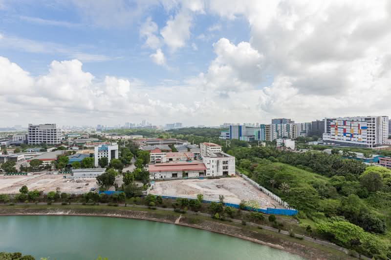 690B Choa Chu Kang Crescent HDB Flat For Sale at S$ 730,000 | PropertyGuru Singapore - Exterior