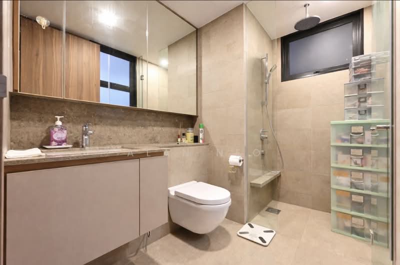 Daintree Residence Condominium For Sale at S$ 2,350,000 | PropertyGuru Singapore - Bathroom