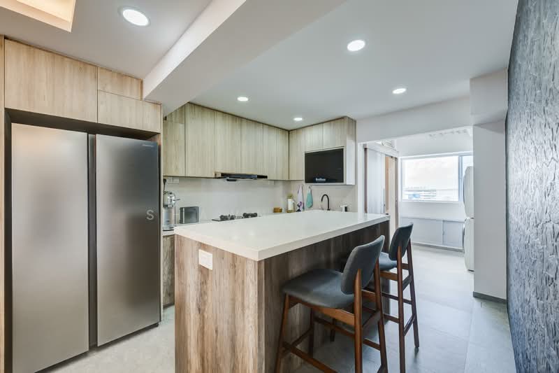 547 Serangoon North Avenue 3 HDB Flat For Sale at S$ 738,000 | PropertyGuru Singapore - Kitchen