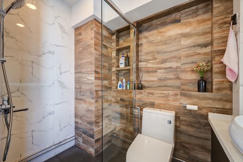 547 Serangoon North Avenue 3 HDB Flat For Sale at S$ 738,000 | PropertyGuru Singapore - Bathroom