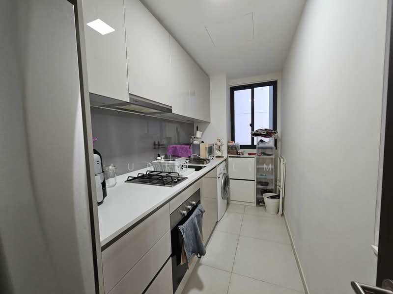 Lake Grande, 2 Jurong Lake Link, 2 Bedrooms, 721 sqft, Condominium For Rent, by Audrey Lim, 500079779 - Kitchen - PropertyGuru.com.sg