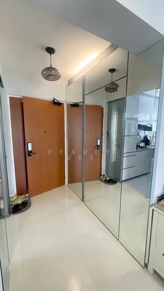327A Sumang Walk, 327A Sumang Walk, 1 Bedroom, 409 sqft, HDB Flat For Rent, by Pearly Wee, 500079794 - Entrance - PropertyGuru.com.sg
