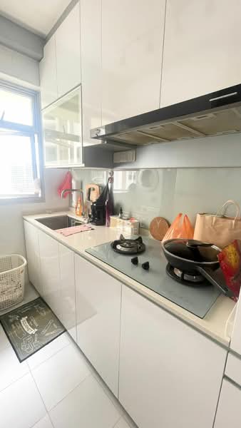 327A Sumang Walk, 327A Sumang Walk, 1 Bedroom, 409 sqft, HDB Flat For Rent, by Pearly Wee, 500079794 - Kitchen - PropertyGuru.com.sg