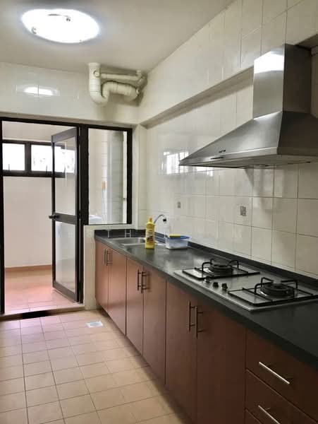 312A Anchorvale Lane, 312A Anchorvale Lane, 3 Bedrooms, 1,356 sqft, HDB Flat For Rent, by Esther Lim, 500079822 - Kitchen - PropertyGuru.com.sg