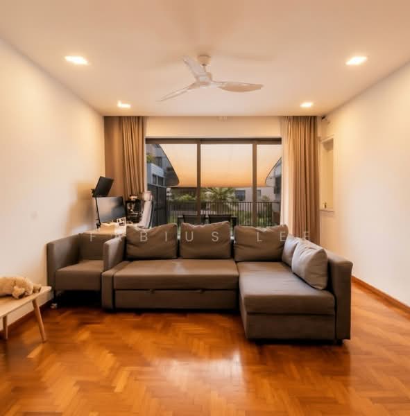 Freehold Renovated Inter-Terrace with Lift Terraced House For Sale at S$ 5,080,000 | PropertyGuru Singapore - Living Room