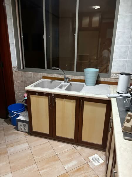 Parc Vista, 450 Corporation Road, Room Rental, 150 sqft, Condominium For Rent, by Gupta Sameer Raj, 500079840 - Kitchen - PropertyGuru.com.sg