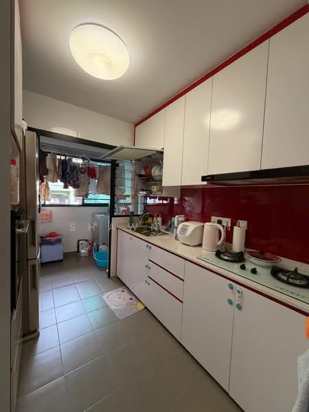 508A Yishun Avenue 4 HDB Flat For Sale at S$ 549,999 | PropertyGuru Singapore - Kitchen