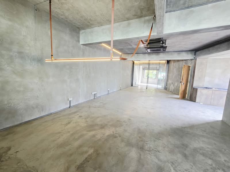 Race Course/ Rangoon Dazzling Loft 2/3 Bed, , 3 Bedrooms, 1,870 sqft, Walk-up Apartment For Rent, by Susan Prior, 500079862 - Interior - PropertyGuru.com.sg