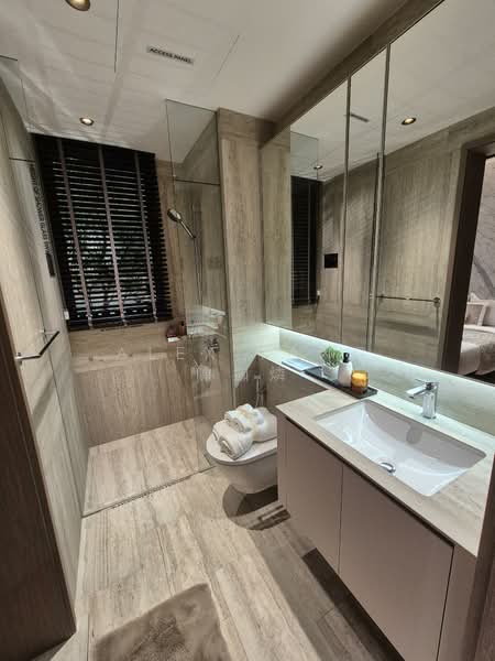 River Modern Condominium For Sale at S$ 5,995,000 | PropertyGuru Singapore - Bathroom
