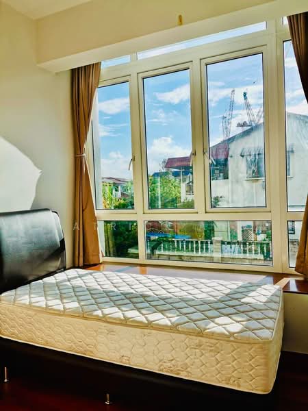 Bayou Residence, 349 Upper Paya Lebar Road, 3 Bedrooms, 904 sqft, Condominium For Rent, by Patrick Ang, 500079890 - Bedroom - PropertyGuru.com.sg