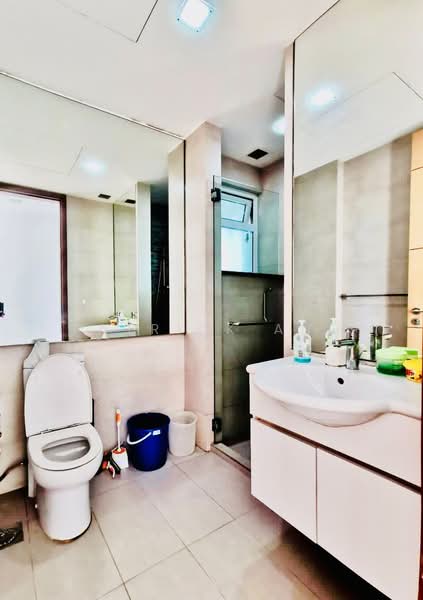 Bayou Residence, 349 Upper Paya Lebar Road, 3 Bedrooms, 904 sqft, Condominium For Rent, by Patrick Ang, 500079890 - Bathroom - PropertyGuru.com.sg