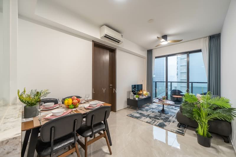 Tembusu Grand Condominium For Sale at S$ 1,990,000 | PropertyGuru Singapore - Dining Room