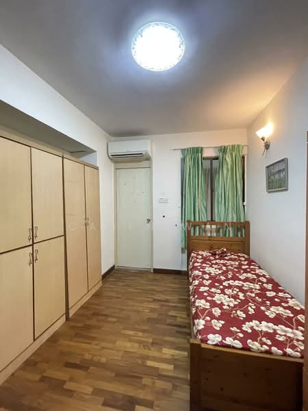 Pandan Valley Condominium For Sale at S$ 2,500,000 | PropertyGuru Singapore - Bedroom