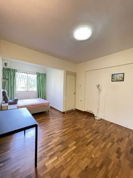 Pandan Valley Condominium For Sale at S$ 2,500,000 | PropertyGuru Singapore - Bedroom