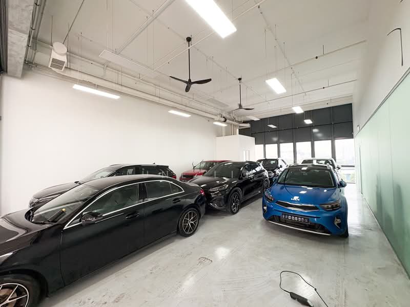 REVV, 1 Corporation Drive, 5,265 sqft, Factory / Workshop (B2) For Sale, by June Ling, 500079941 - Car Park - CommercialGuru.com.sg