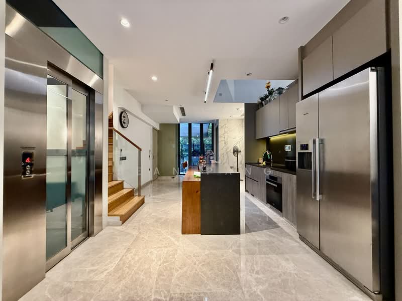 Watercove Cluster House For Sale at S$ 3,660,000 | PropertyGuru Singapore - Kitchen