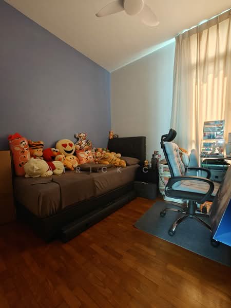 Lilydale Condominium For Sale at S$ 1,288,888 | PropertyGuru Singapore - Bedroom