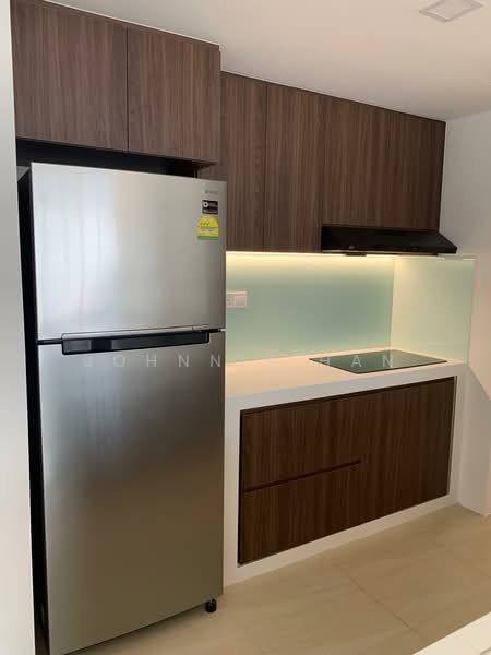 Seasons View, 5 Pemimpin Drive, 3 Bedrooms, 1,141 sqft, Condominium For Rent, by Johnnie Han, 500079988 - Kitchen - PropertyGuru.com.sg