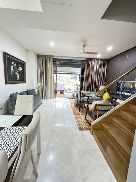 Belgravia Villas Cluster House For Sale at S$ 4,200,000 | PropertyGuru Singapore - Living Room