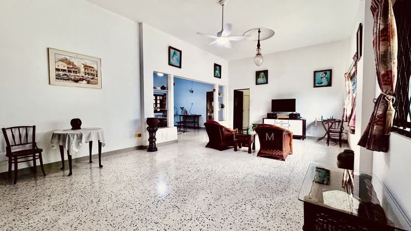 Steven Road GCB Good Class Bungalow For Sale at S$ 29,980,000 | PropertyGuru Singapore - Living Room