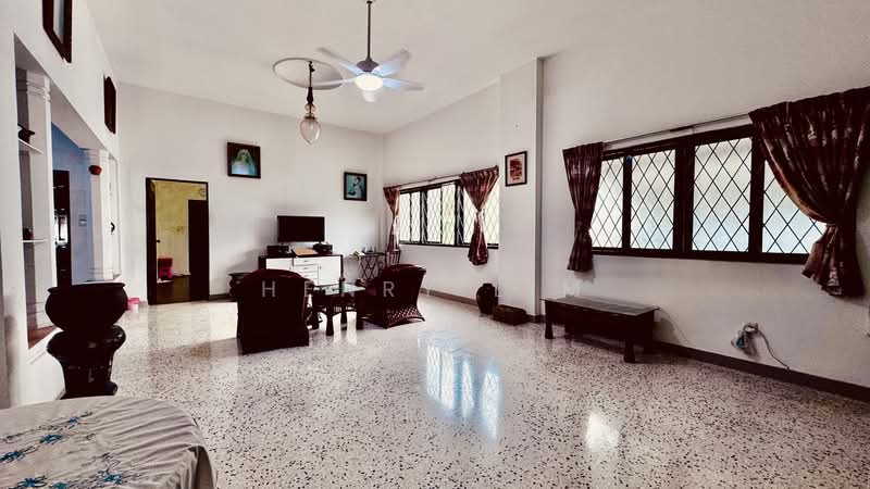 Steven Road GCB Good Class Bungalow For Sale at S$ 29,980,000 | PropertyGuru Singapore - Living Room