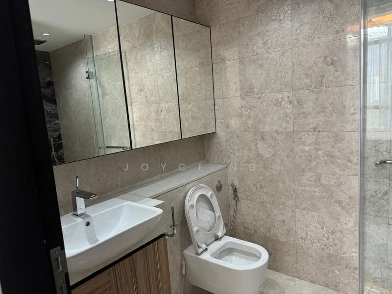 Pullman Residences, 18 Dunearn Road, Room Rental, 250 sqft, Condominium For Rent, by Joyce Ng, 500080021 - Bathroom - PropertyGuru.com.sg