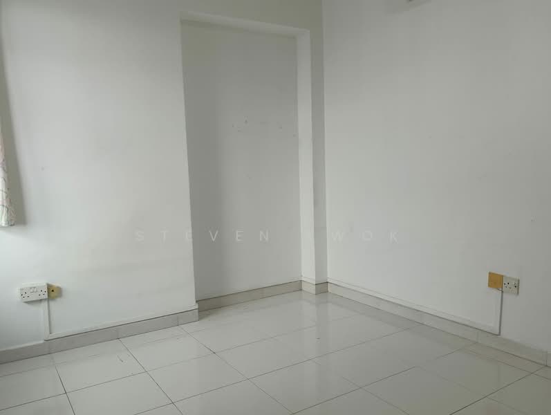 656 Senja Road, 656 Senja Road, 3 Bedrooms, 1,184 sqft, HDB Flat For Rent, by Steven Kwok, 500080047 - 2nd Common Bedroom  - PropertyGuru.com.sg