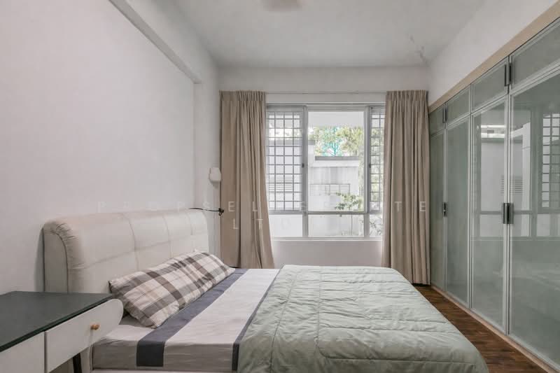 Parc Haven Condominium For Sale at S$ 950,000 | PropertyGuru Singapore - Bedroom