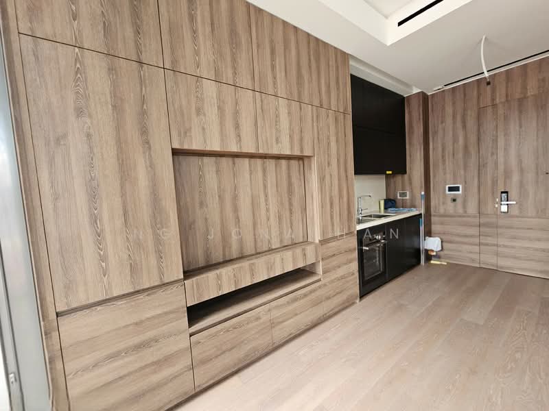 10 Evelyn Condominium For Sale at S$ 1,290,000 | PropertyGuru Singapore - Kitchen