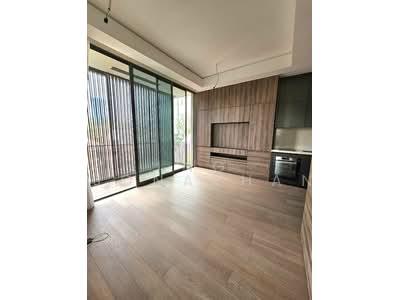 For Sale - 10 Evelyn