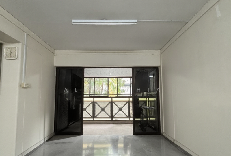 Jelepang Road HDB Flat For Sale at S$ 790,000 | PropertyGuru Singapore - Balcony