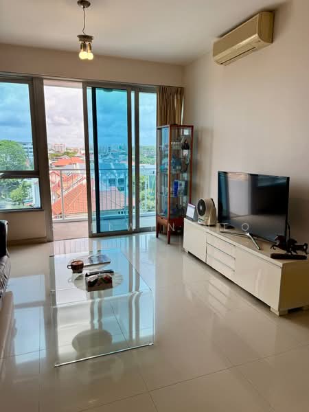 Kovan Melody Condominium For Sale at S$ 2,450,000 | PropertyGuru Singapore - Living Room