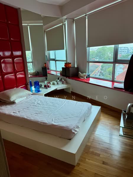 Kovan Melody Condominium For Sale at S$ 2,450,000 | PropertyGuru Singapore - Bedroom 2