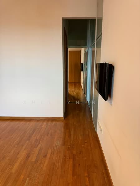 Kovan Melody Condominium For Sale at S$ 2,450,000 | PropertyGuru Singapore - Master Bedroom