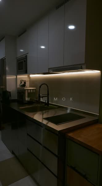 Tropika East Condominium For Sale at S$ 765,000 | PropertyGuru Singapore - Kitchen