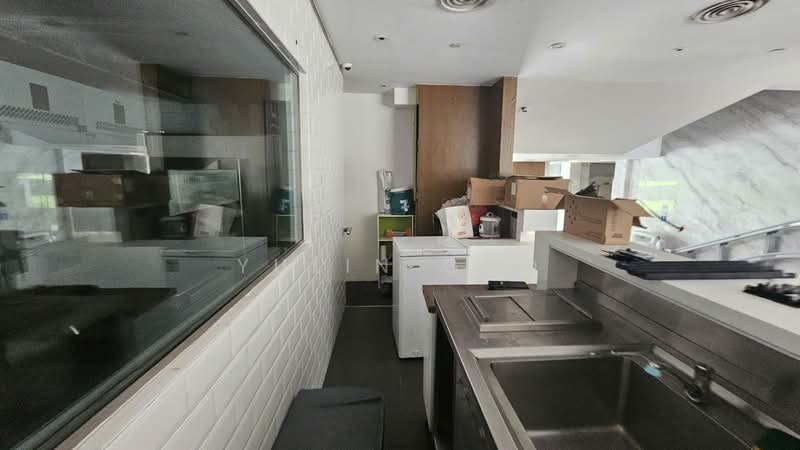 Jalan Besar Ready FnB Restaurant, , 955 sqft, Food & Beverage For Rent, by Yulin Guo, 500080078 - Kitchen - CommercialGuru.com.sg