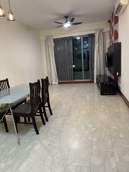 Sunhaven, 781 Upper Changi Road East, 3 Bedrooms, 1,300 sqft, Condominium For Rent, by Irene Peh, 500080083 - Living Room - PropertyGuru.com.sg