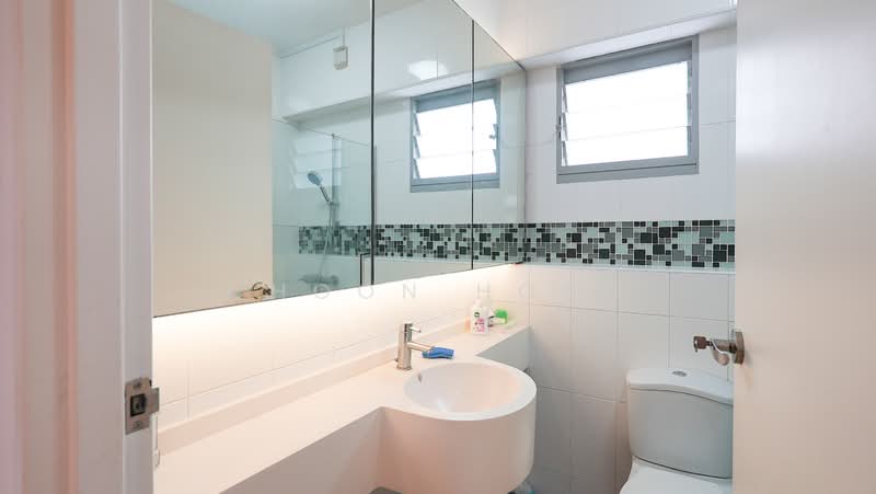 327B Anchorvale Road HDB Flat For Sale at S$ 739,000 | PropertyGuru Singapore - Bathroom