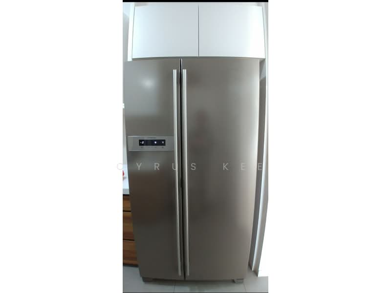 Skies Miltonia Condominium For Sale at S$ 1,388,000 | PropertyGuru Singapore - Refrigerator 