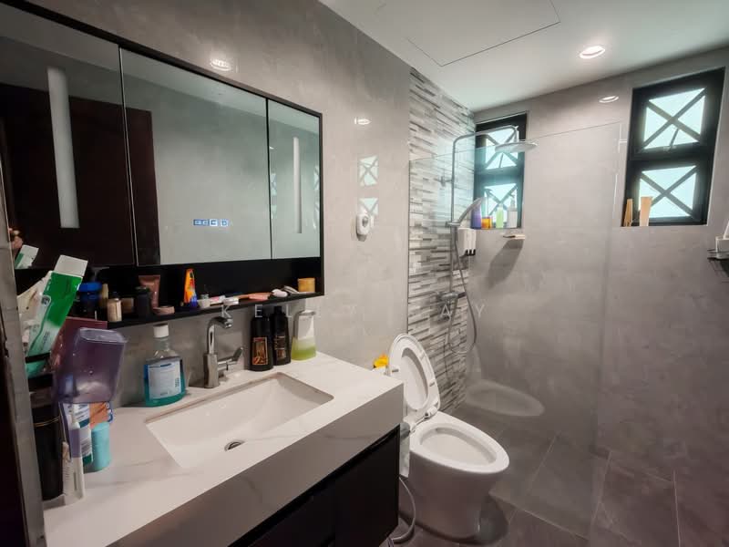 The Anchorage Condominium For Sale at S$ 3,380,000 | PropertyGuru Singapore - Bathroom