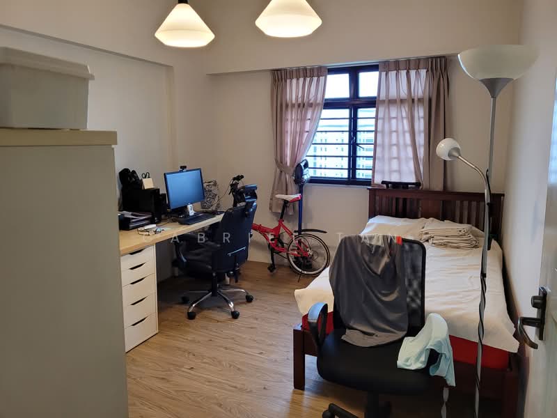 155 Rivervale Crescent, 155 Rivervale Crescent, 3 Bedrooms, 1,184 sqft, HDB Flat For Rent, by Gabriel Tan, 500080122 - Bedroom - PropertyGuru.com.sg