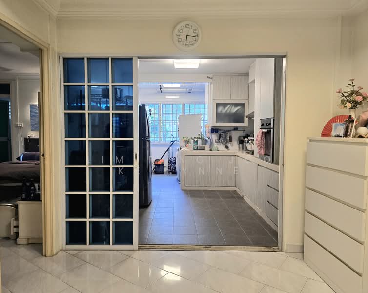 420 Serangoon Central HDB Flat For Sale at S$ 1,200,000 | PropertyGuru Singapore - Kitchen