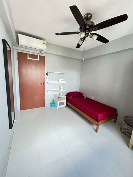 265A Punggol Way, , Room Rental, 150 sqft, HDB Flat For Rent, by Danny Ee, 500080161 - Bedroom - PropertyGuru.com.sg