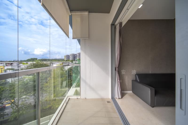 Skies Miltonia Condominium For Sale at S$ 1,350,000 | PropertyGuru Singapore - Balcony