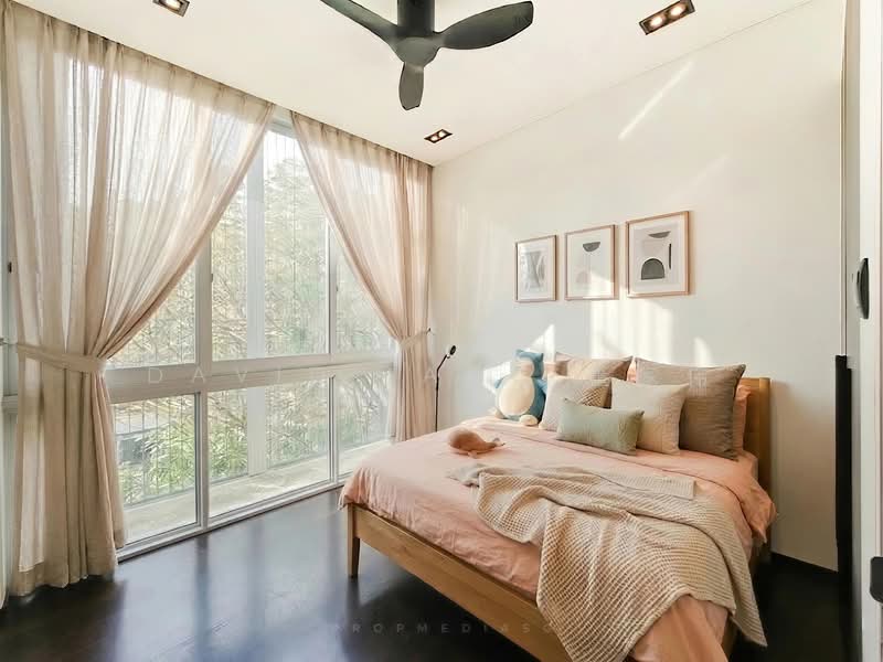 Holland Mews Apartment For Sale at S$ 3,000,000 | PropertyGuru Singapore - Bedroom 2 (Illustration)
