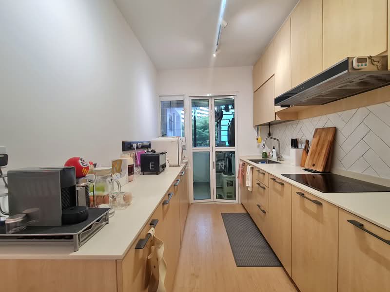 8A Upper Boon Keng Road HDB Flat For Sale at S$ 1,150,000 | PropertyGuru Singapore - Kitchen