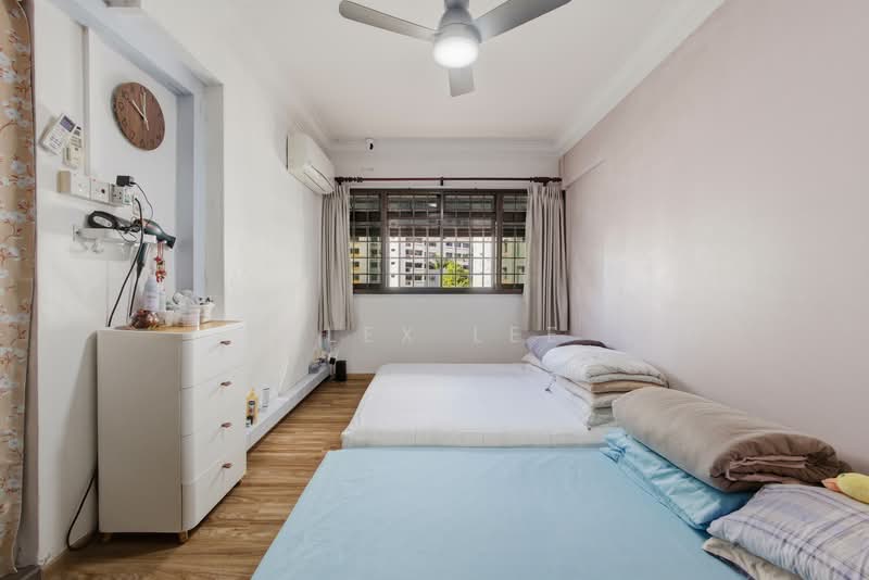 711 Woodlands Drive 70 HDB Flat For Sale at S$ 699,000 | PropertyGuru Singapore - Bedroom